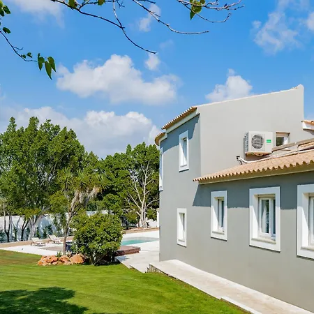 Вилла Luxury Villa, With A Private Pool, 10 Min- Quinta Do Алмансил