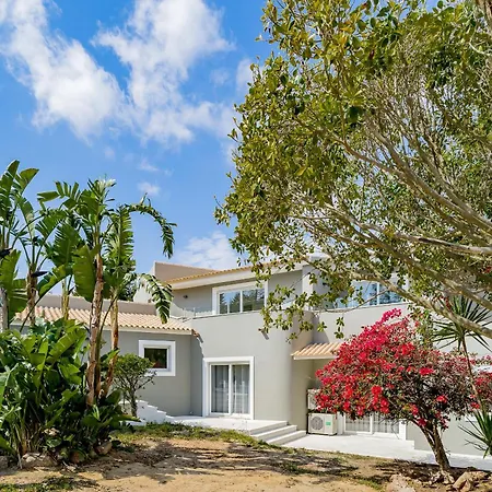 Luxury Villa, With A Private Pool, 10 Min- Quinta Do Алмансил